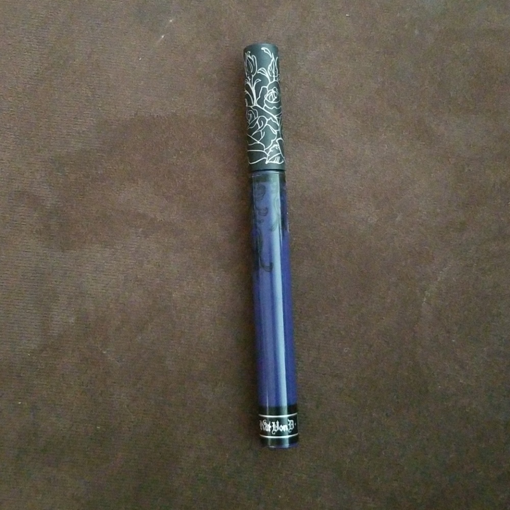 Kat Von D Echo liquid lipstick